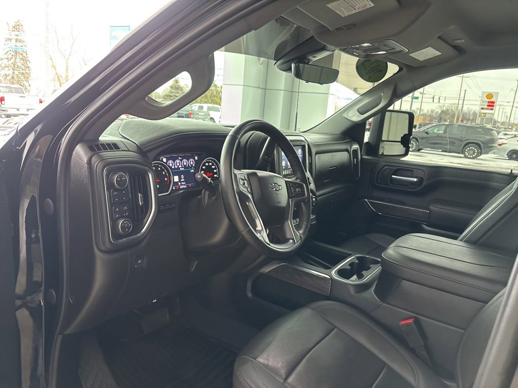 Used 2023 Chevrolet Silverado 2500 LTZ w/ LTZ Plus Package image 9
