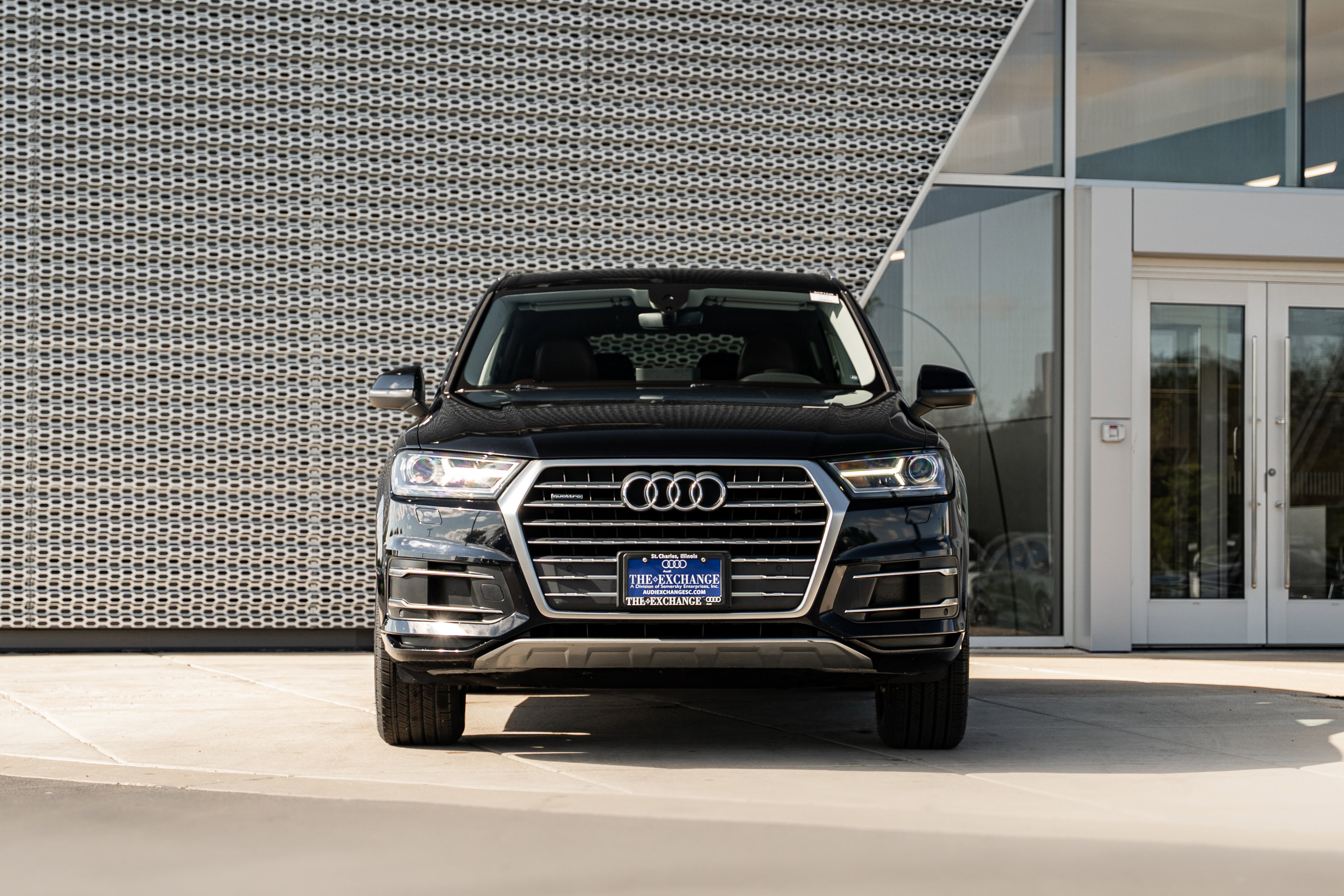 Used 2018 Audi Q7 2.0T Premium AWD/4WD image 35