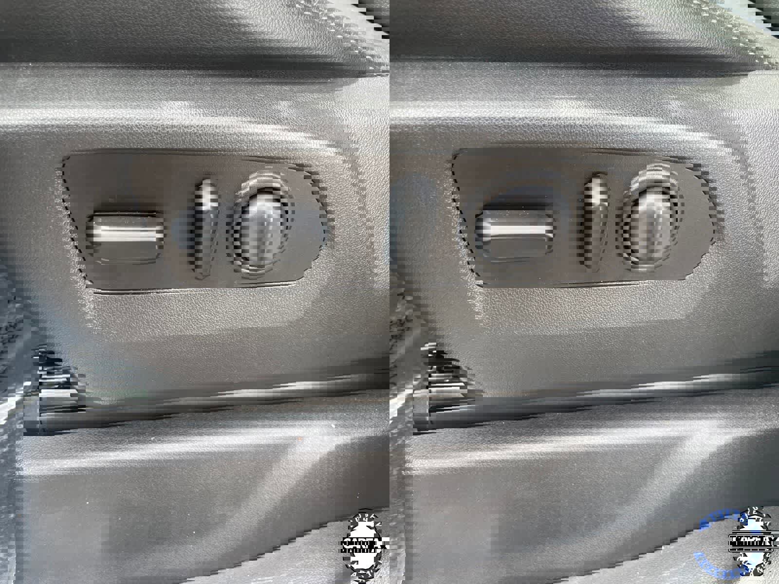 Used 2020 GMC Sierra 1500 SLT w/ SLT Premium Plus Package image 11