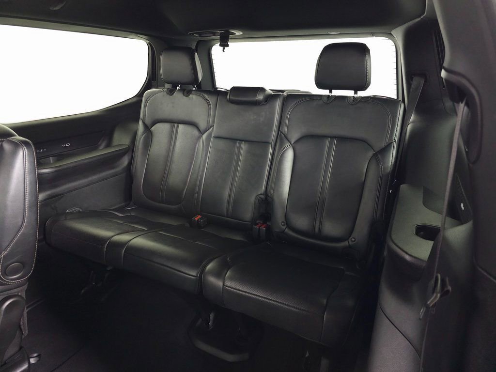 Used 2024 Jeep Wagoneer Series III AWD/4WD image 38
