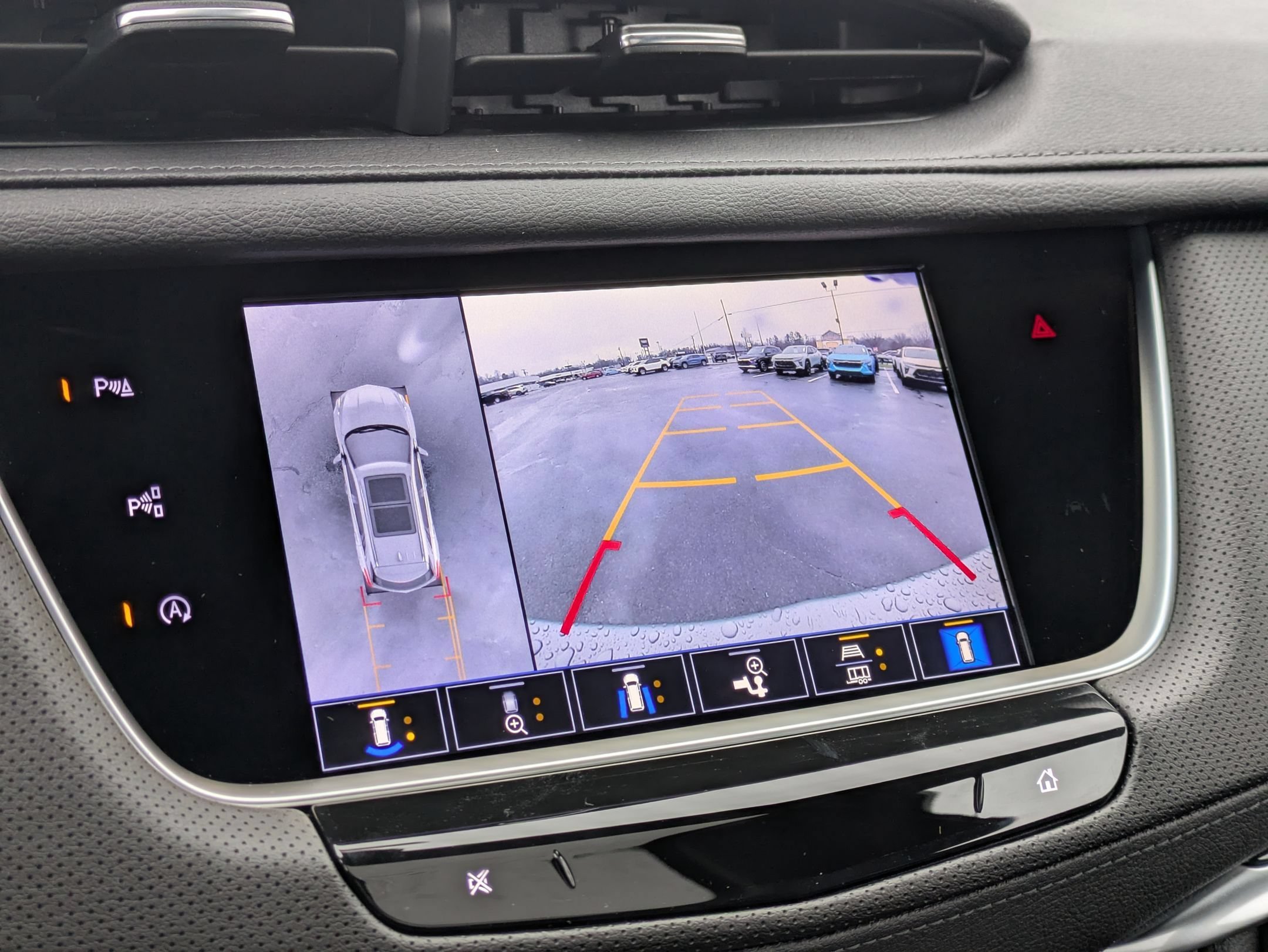 New 2026 Cadillac XT5 Premium Luxury w/ LPO, ONYX Package FWD image 24