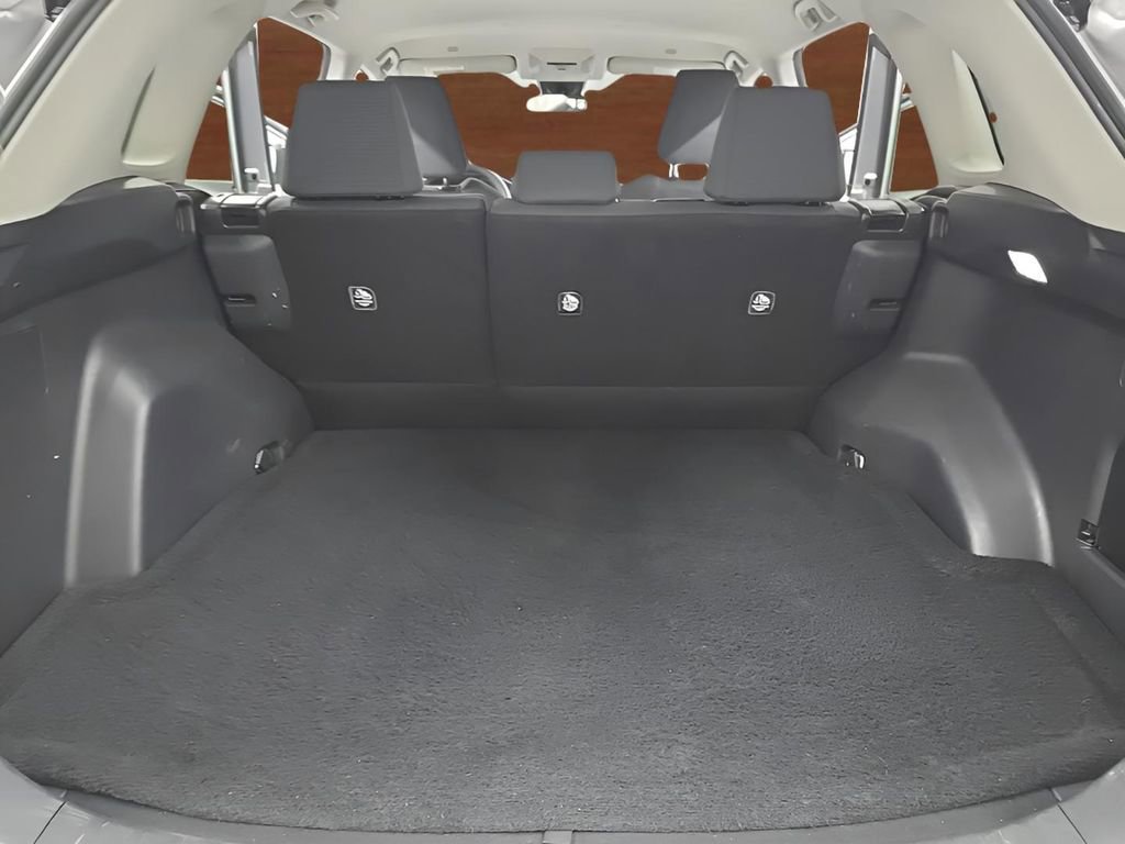 Used 2023 Toyota RAV4 LE image 28