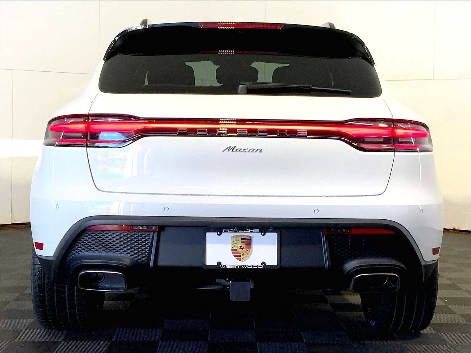 New 2026 Porsche Macan AWD/4WD image 6