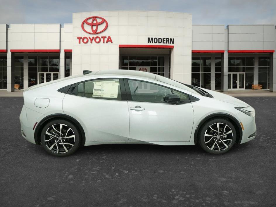 New 2026 Toyota Prius Plug-In Hybrid FWD image 18