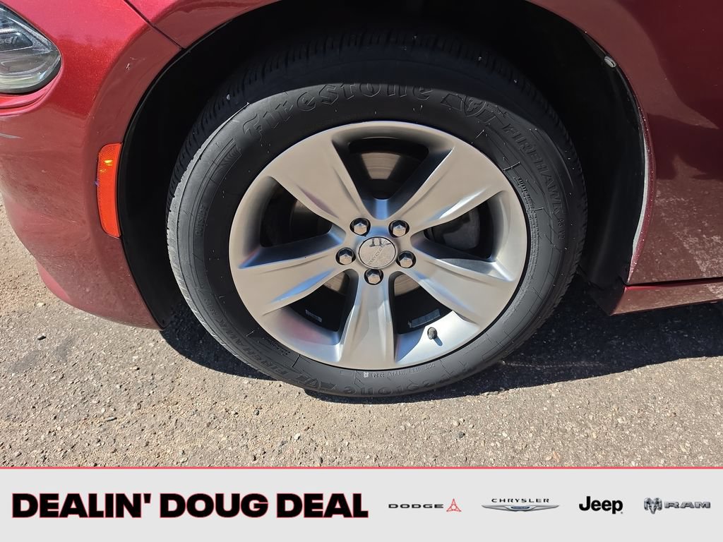 Used 2017 Dodge Charger SXT RWD image 24