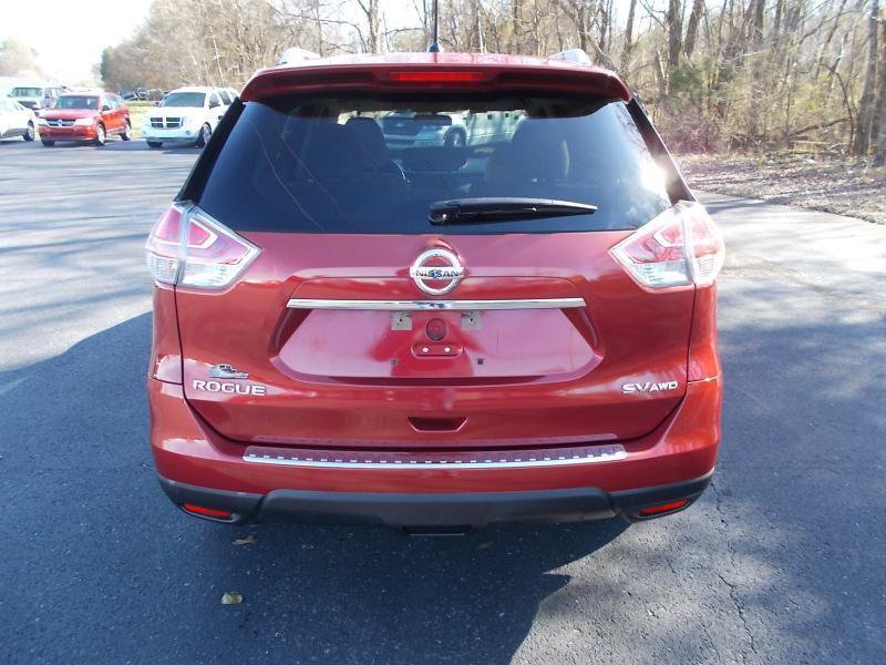 Used 2016 Nissan Rogue SV AWD/4WD image 15