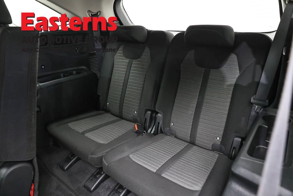 Used 2024 Kia Sorento LX FWD image 26