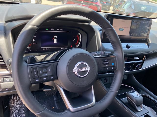 Certified 2024 Nissan Rogue Platinum w/ Platinum Premium Package AWD/4WD image 12