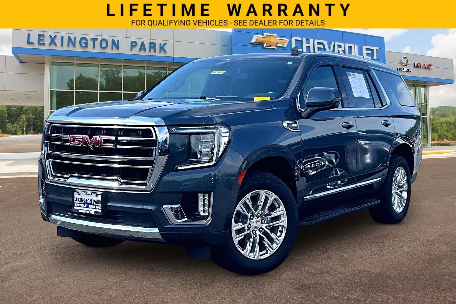 Used 2021 GMC Yukon SLT w/ SLT Premium Package AWD/4WD image 12
