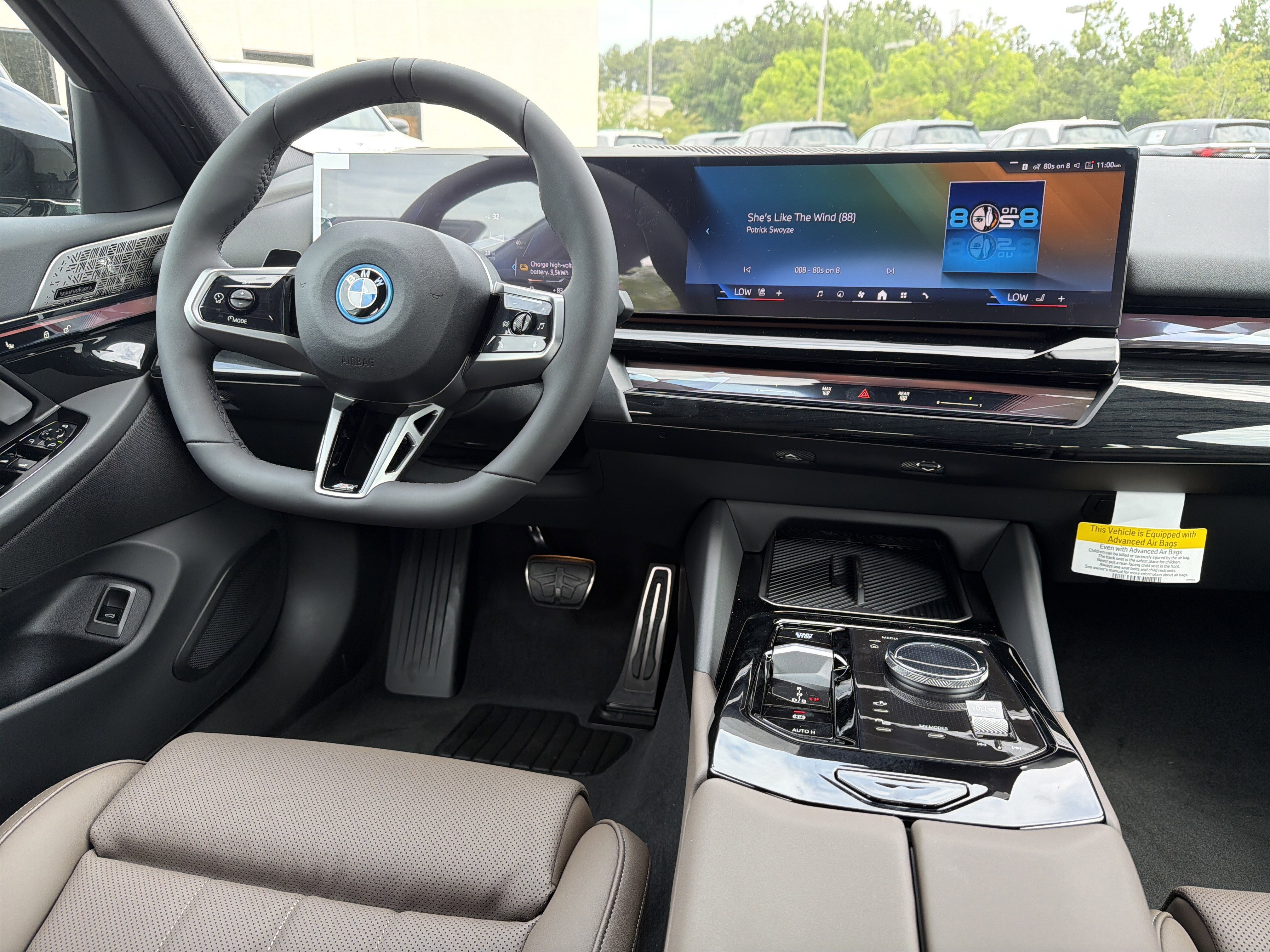 New 2027 BMW i5 eDrive40 RWD image 3