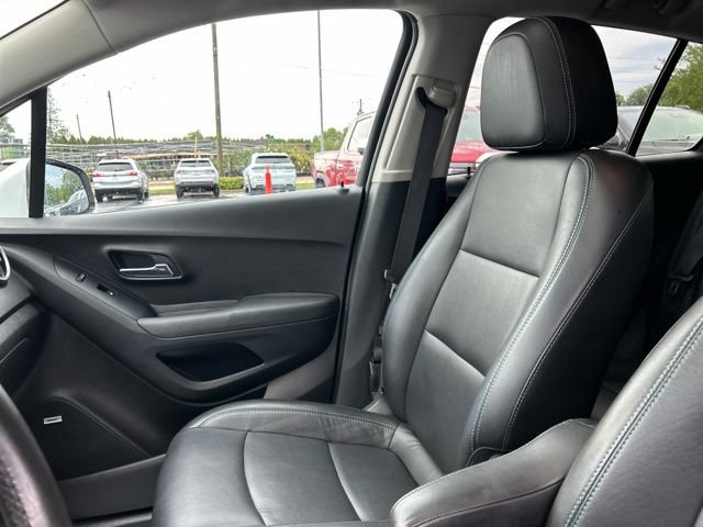 Used 2015 Chevrolet Trax LTZ AWD/4WD image 31