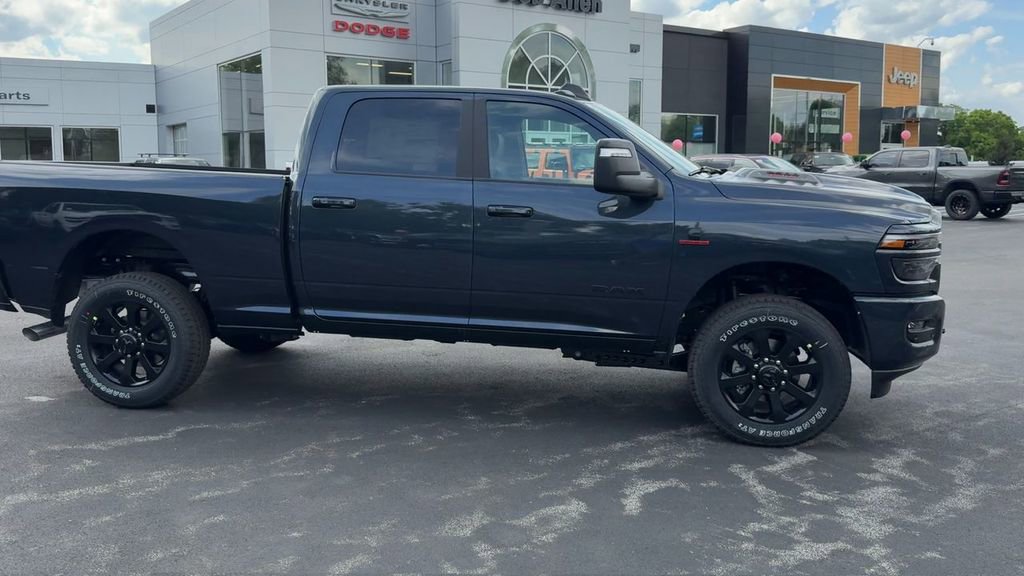 New 2026 RAM 2500 Laramie AWD/4WD image 8