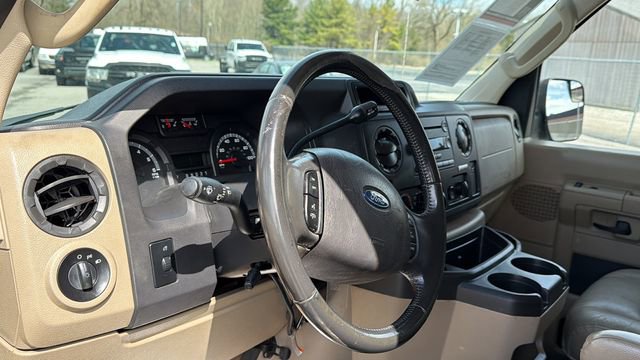 Used 2013 Ford E-150 and Econoline 150 XLT w/ XLT Premium Pkg image 11