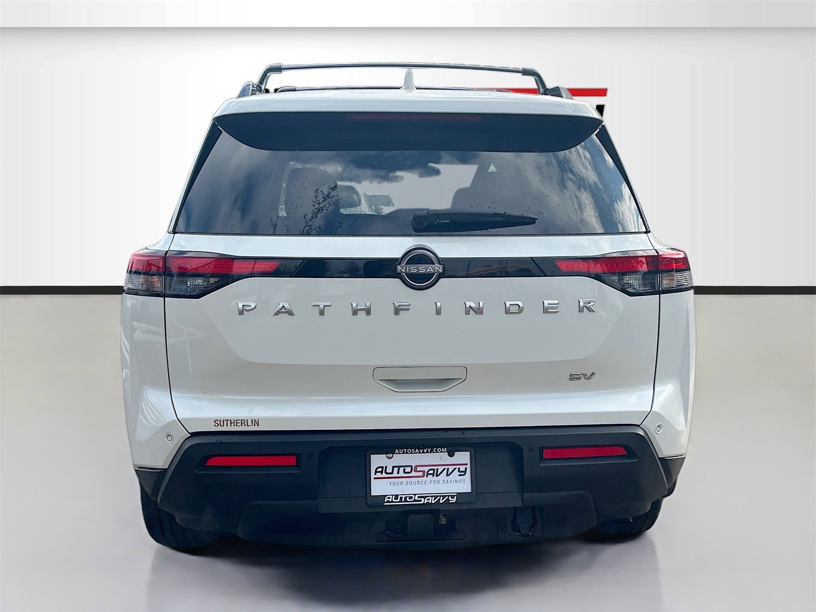 Used 2022 Nissan Pathfinder SV w/ SV Premium Package image 6