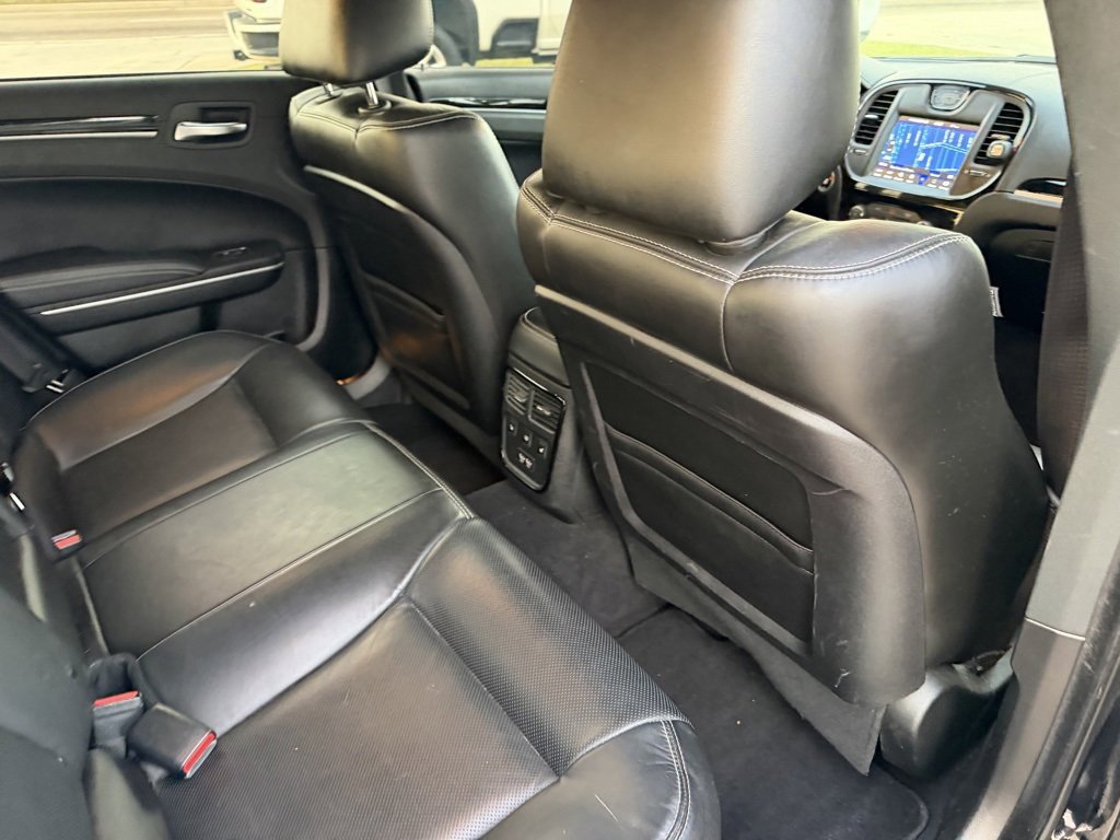 Used 2022 Chrysler 300 S w/ Comfort Group image 19