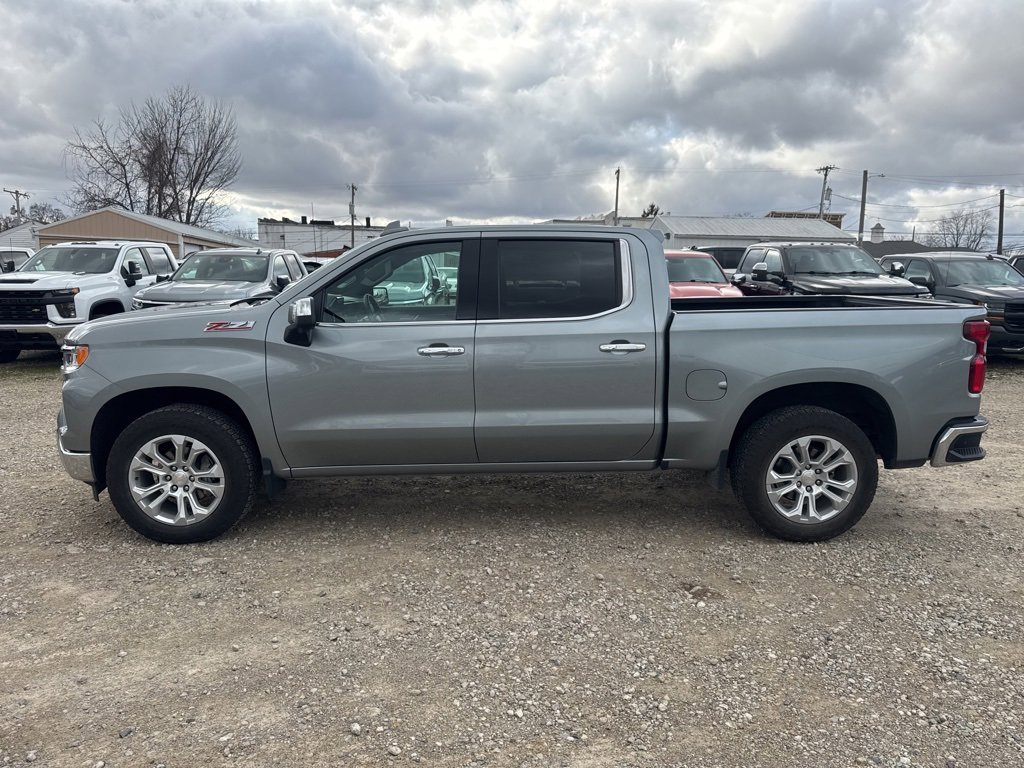 Used 2023 Chevrolet Silverado 1500 LTZ w/ LTZ Premium Package image 2
