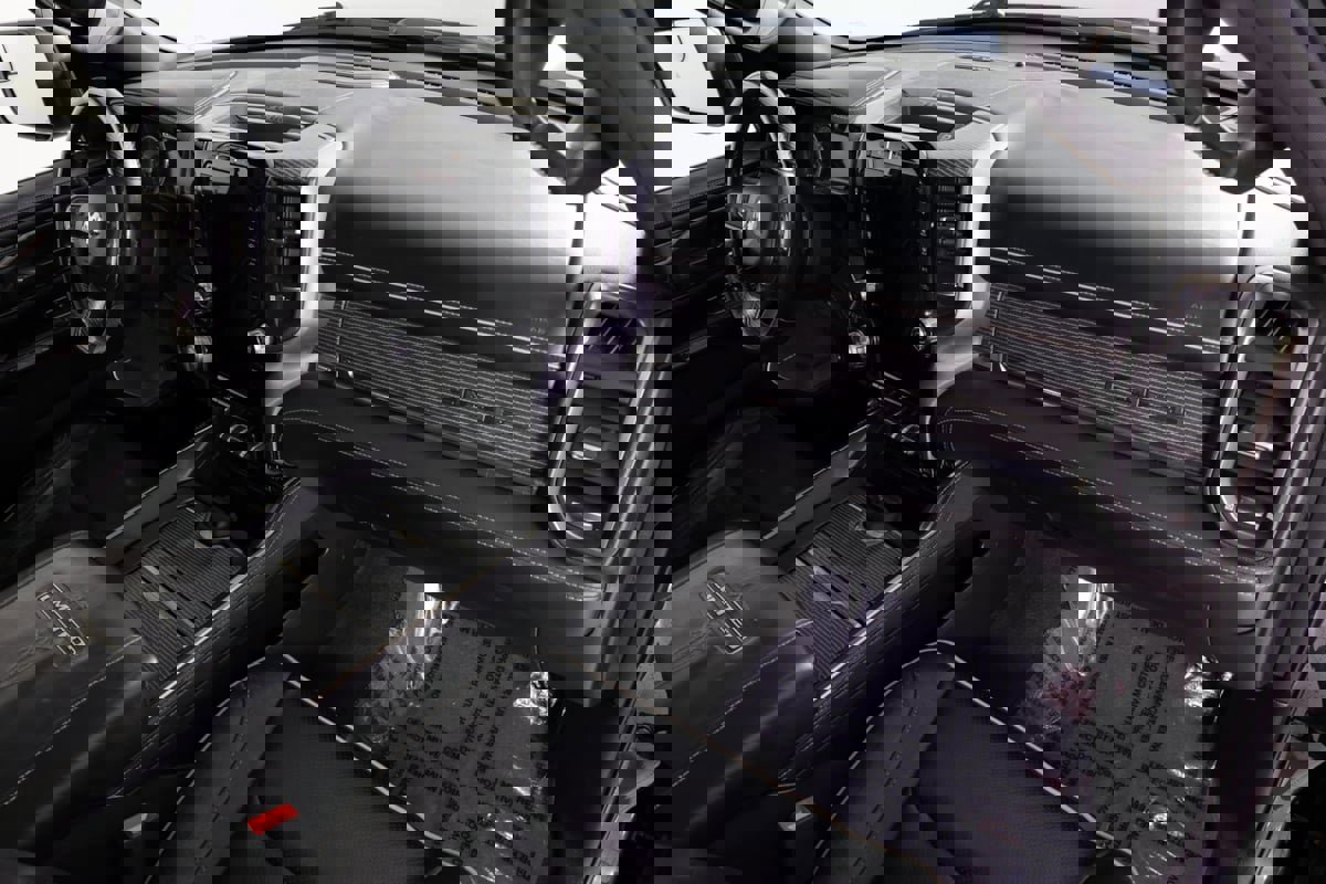 Used 2020 RAM 1500 Limited image 32