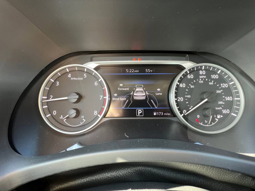 Certified 2025 Nissan Sentra SR image 20