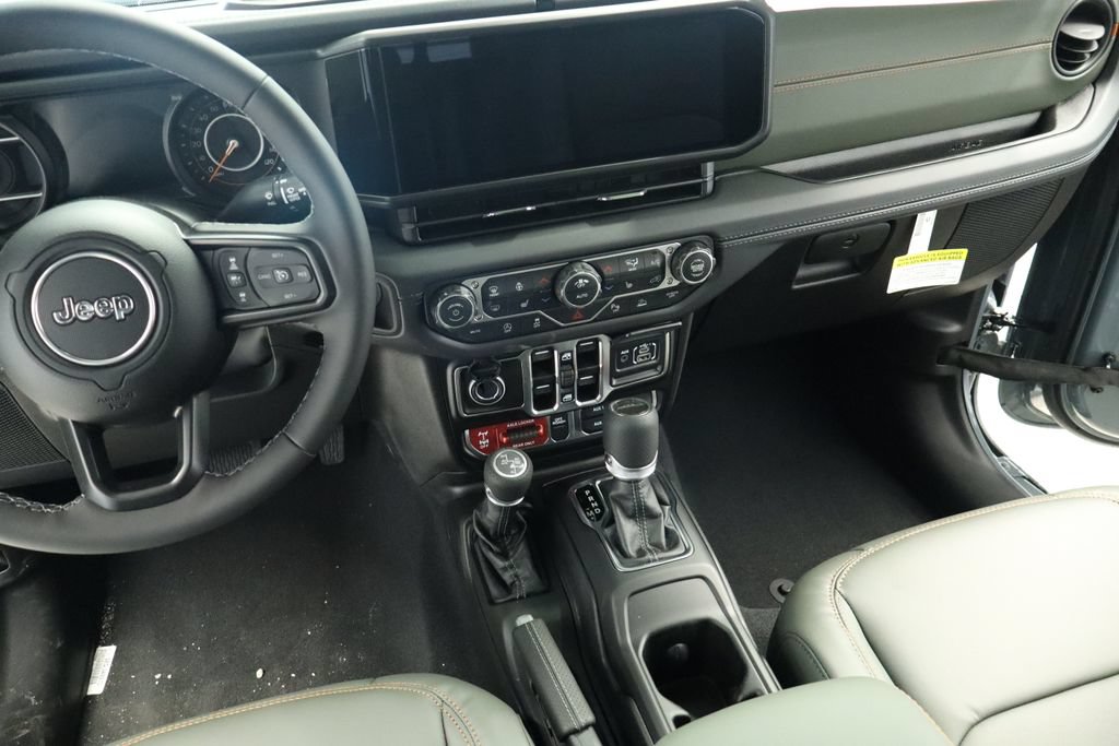 New 2026 Jeep Gladiator Mojave AWD/4WD image 33