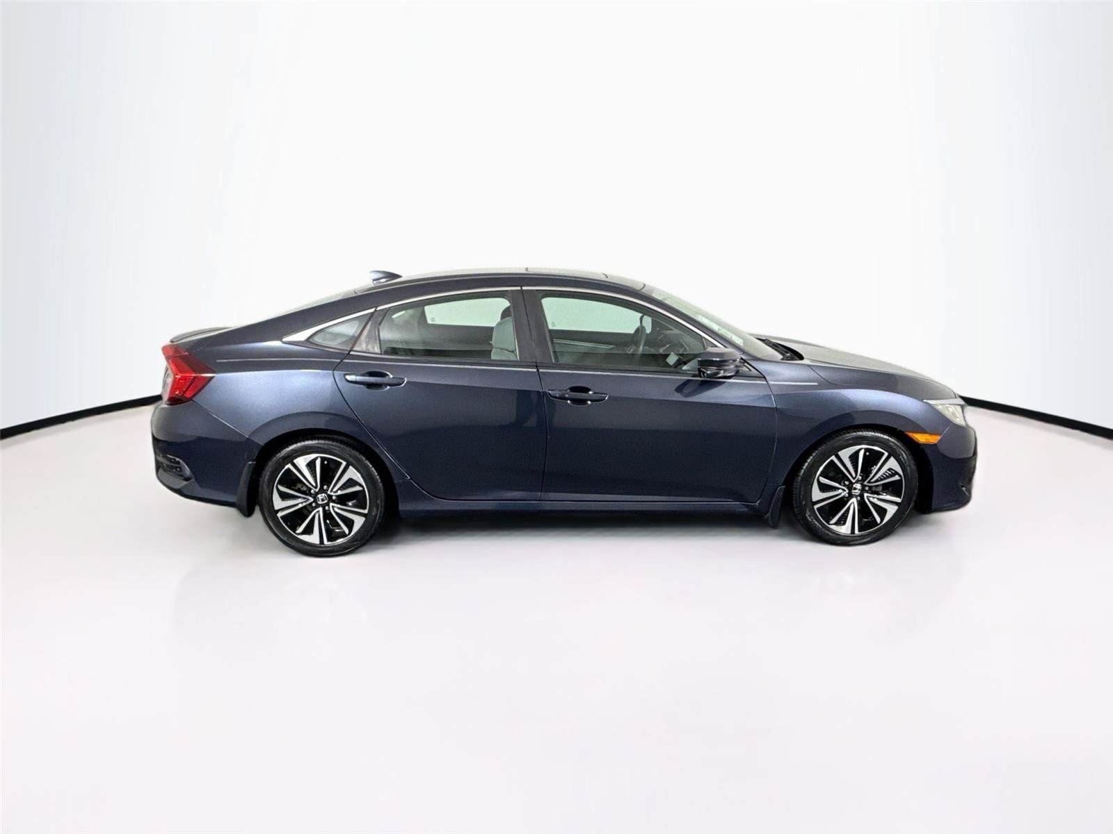 Used 2016 Honda Civic EX-T image 10