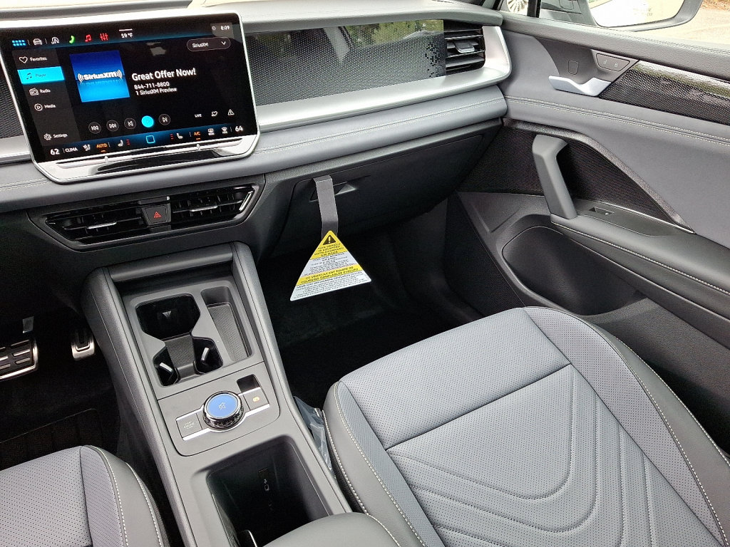 New 2026 Volkswagen Tiguan SE R-Line AWD/4WD image 11