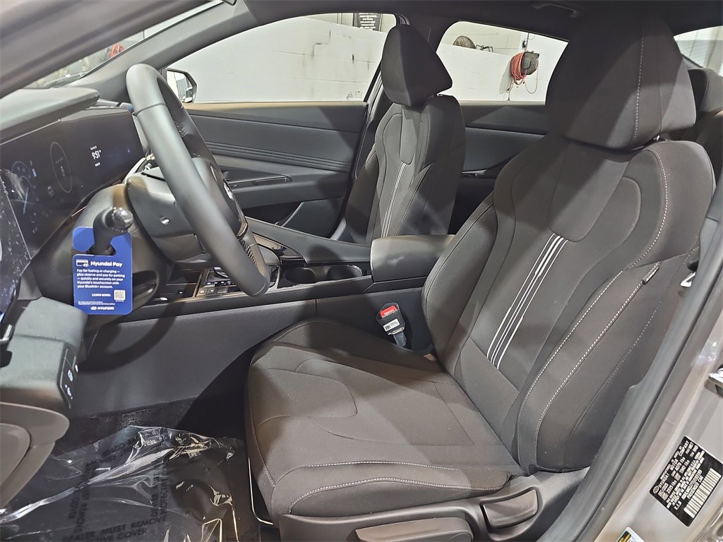 New 2026 Hyundai Elantra Sport image 13