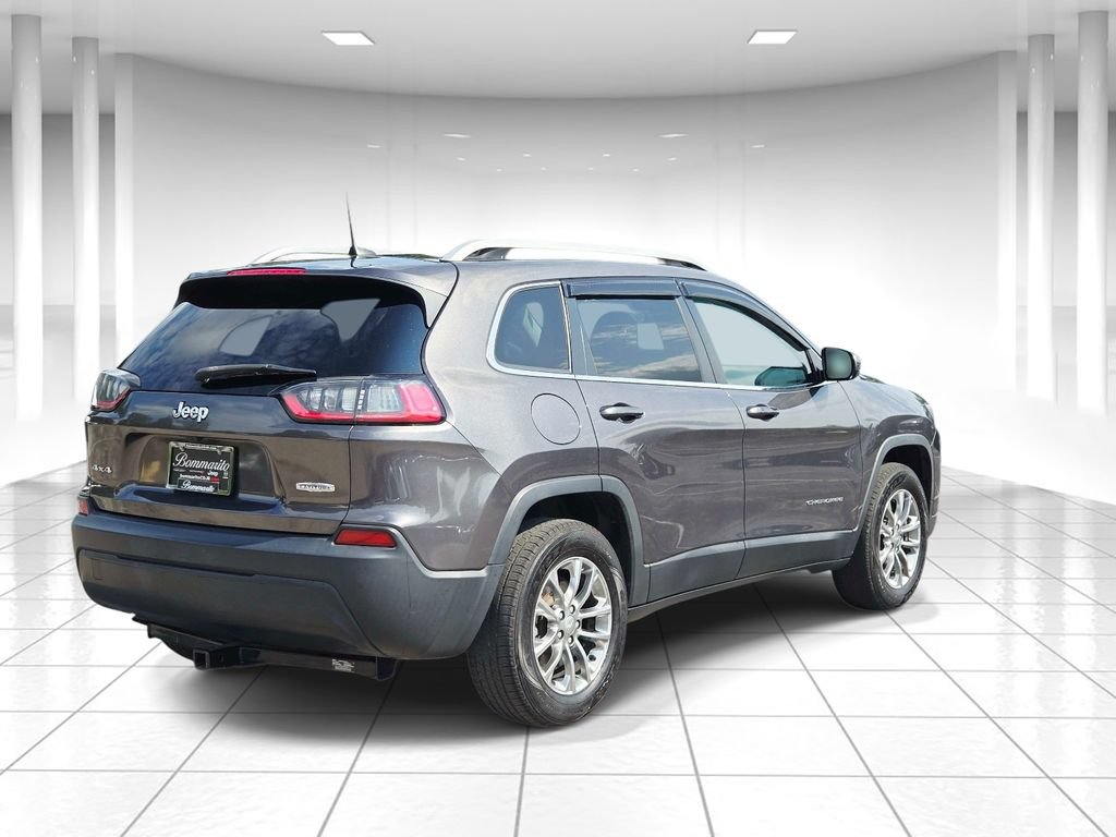 Used 2019 Jeep Cherokee Latitude Plus w/ Comfort/Convenience Group AWD/4WD image 3