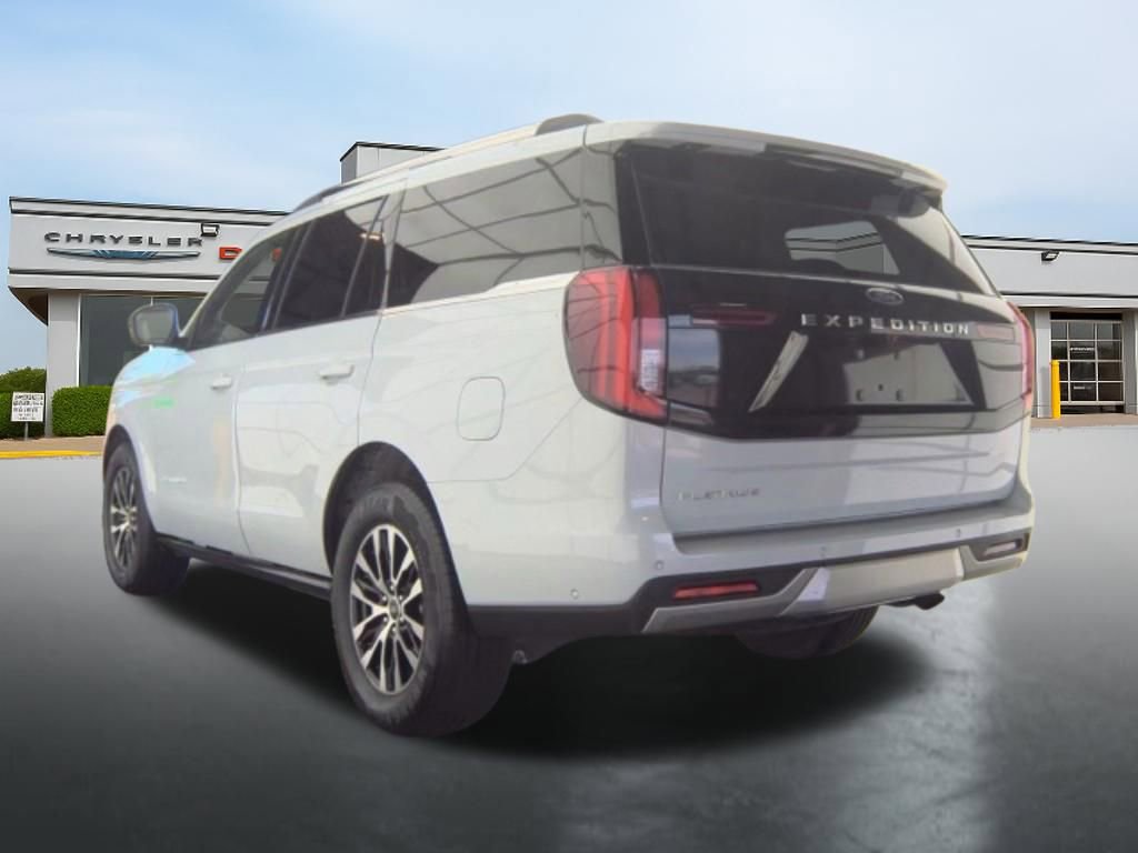 Used 2025 Ford Expedition Platinum AWD/4WD image 7