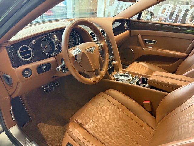 Used 2014 Bentley Flying Spur W12 image 22