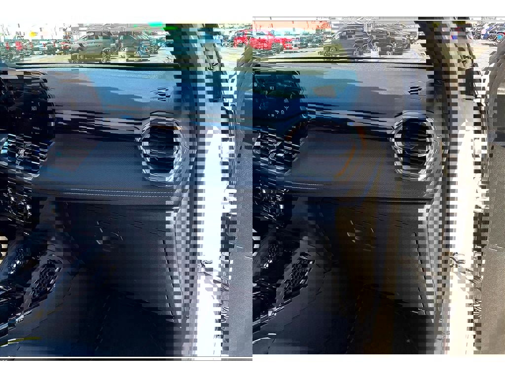 Used 2025 Chevrolet TrailBlazer ACTIV w/ Convenience Package image 17