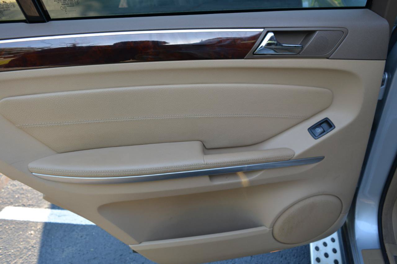 Used 2008 Mercedes-Benz GL 550 4MATIC image 13