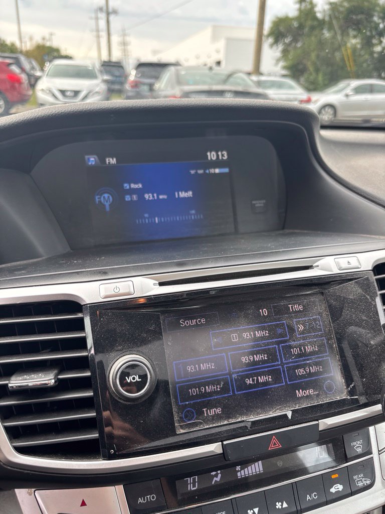 Used 2015 Honda Accord EX-L image 28