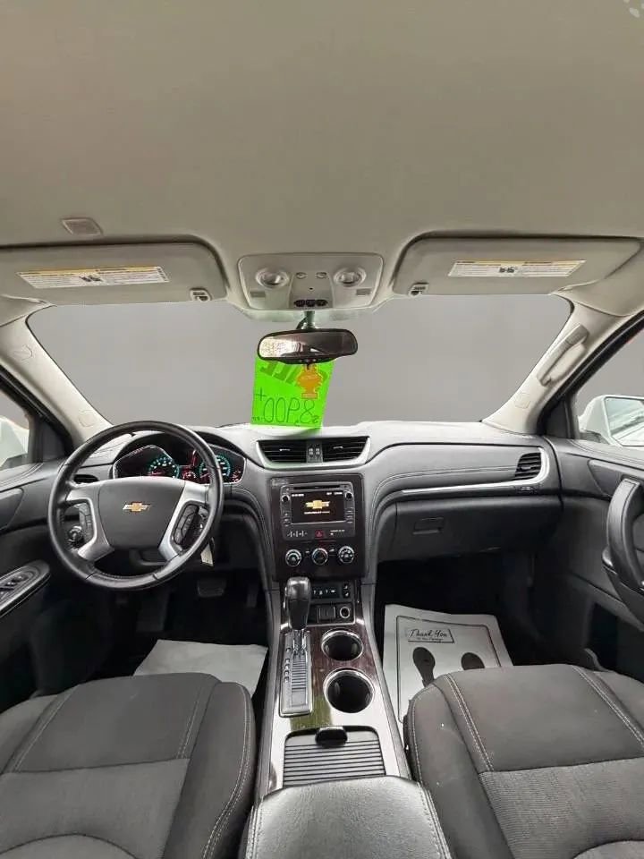 Used 2017 Chevrolet Traverse LT w/ Style and Technology Package AWD/4WD image 12