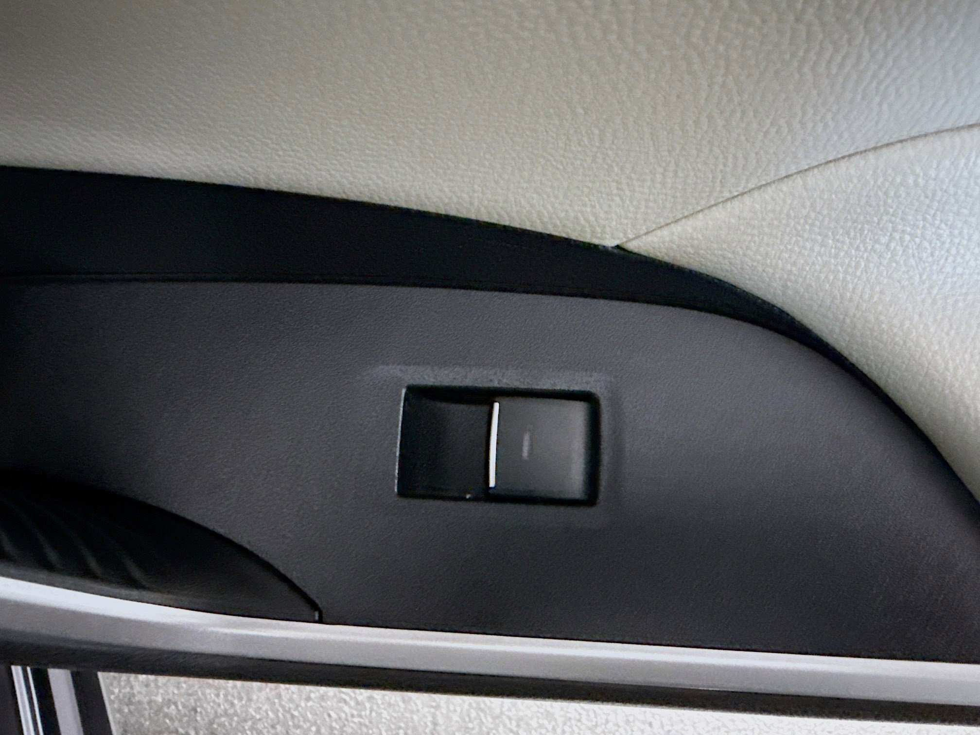 Used 2023 Toyota RAV4 XLE image 31