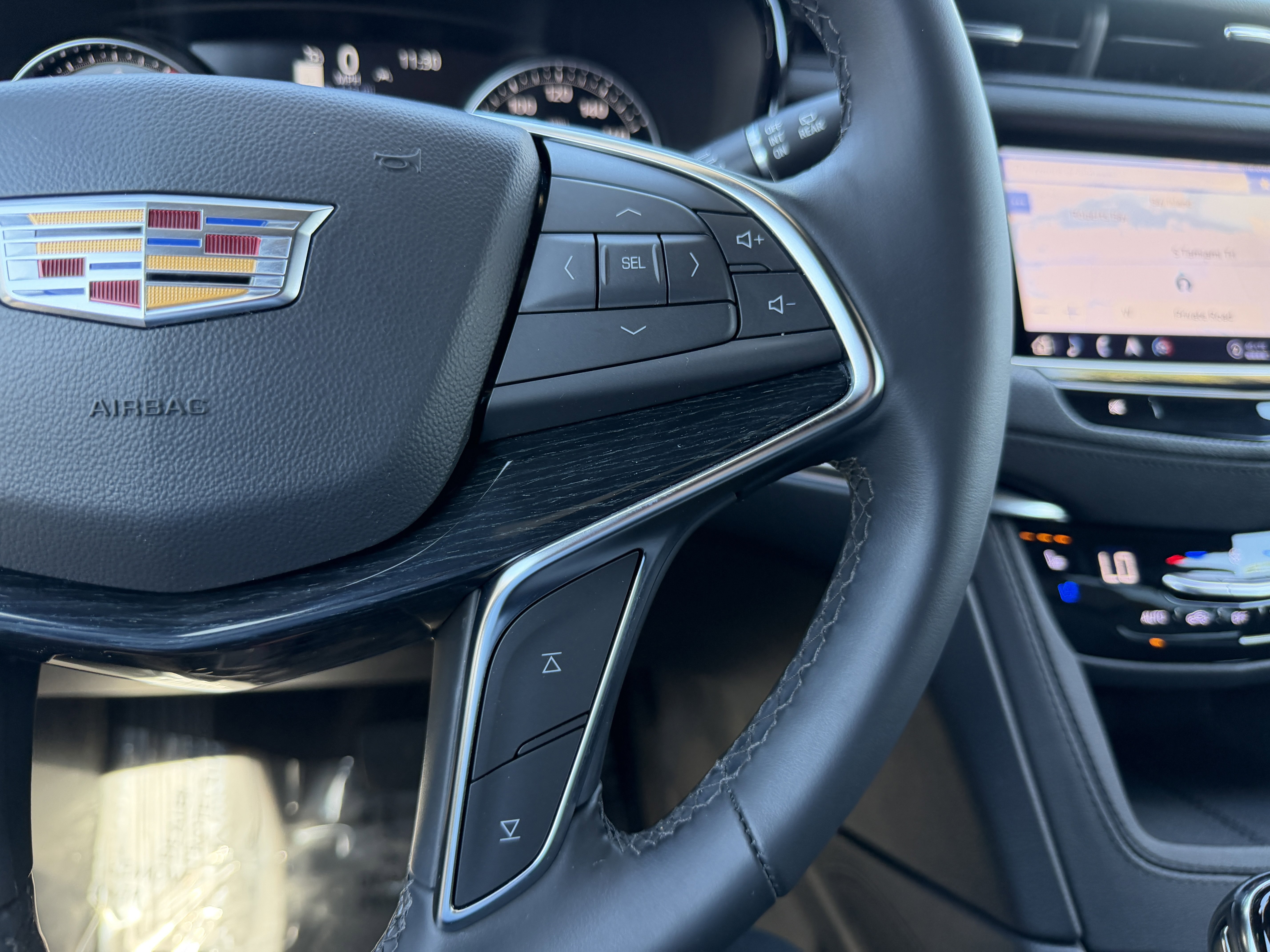 Certified 2025 Cadillac XT5 Premium Luxury AWD/4WD image 30