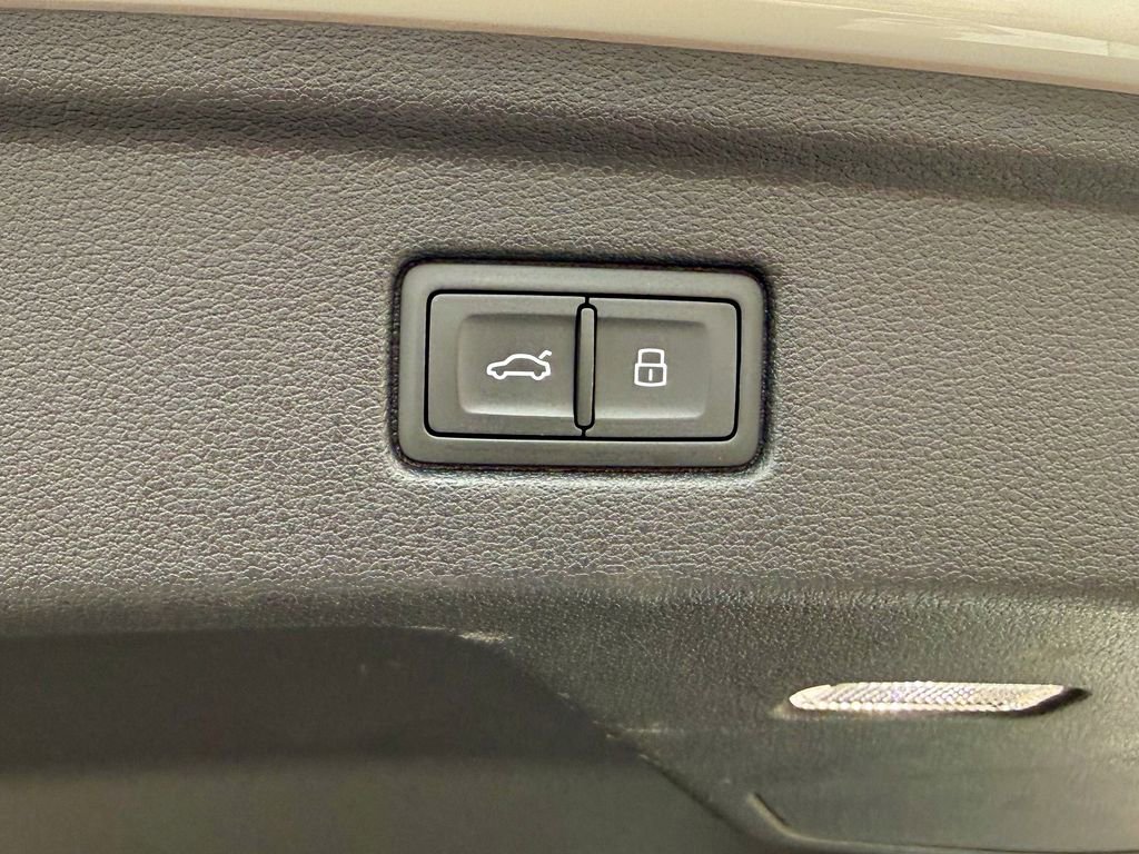 Used 2020 Audi S5 Premium Plus w/ S Sport Package image 16