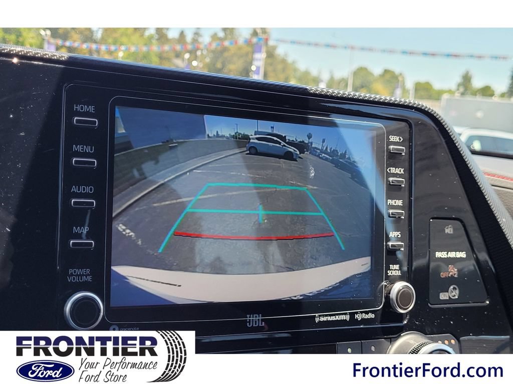 Used 2022 Toyota Highlander XSE AWD/4WD image 11