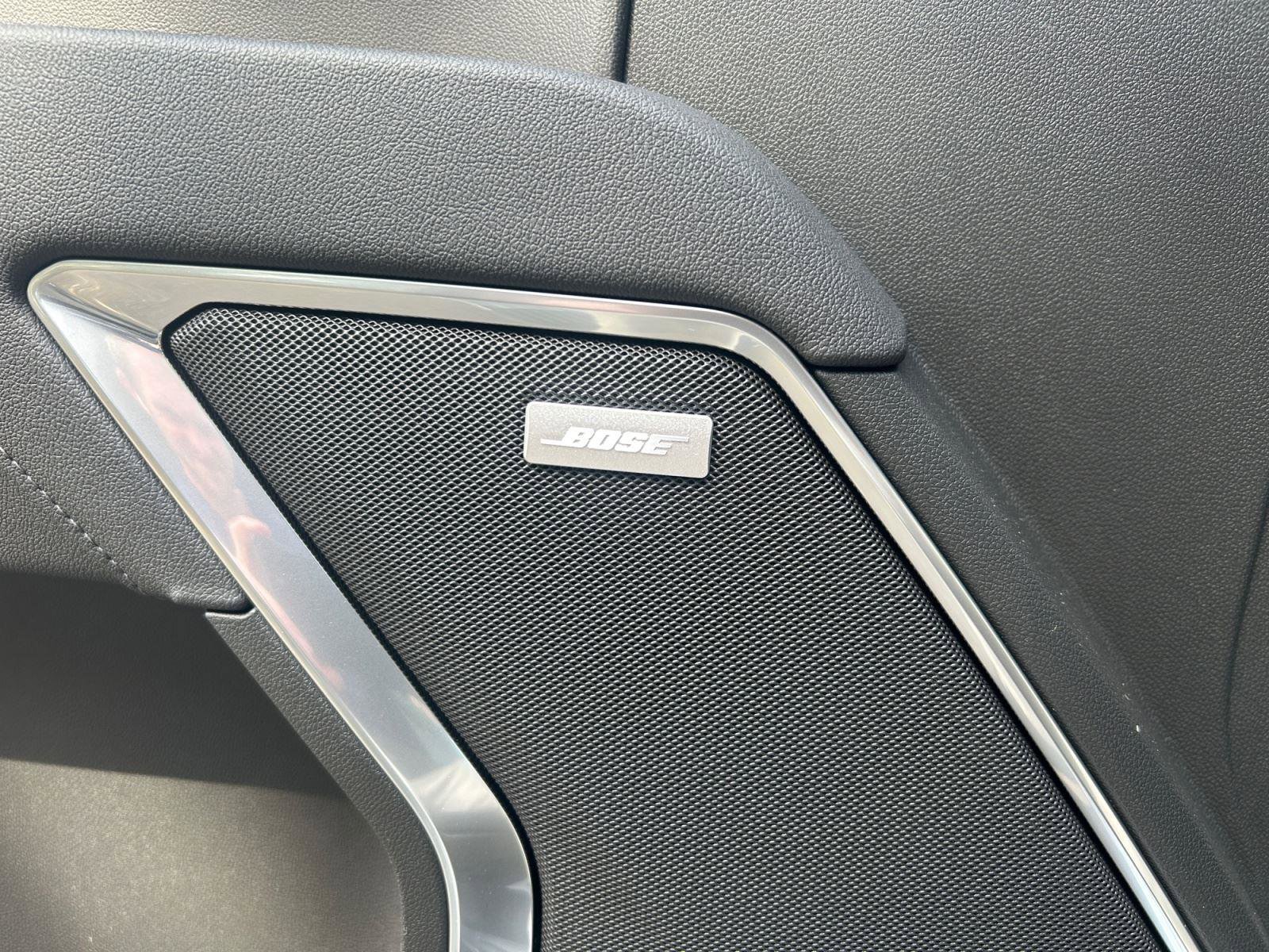 New 2026 GMC Sierra 1500 SLT w/ SLT Premium Package image 18