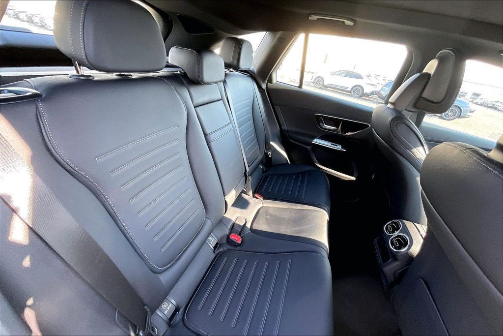 Certified 2025 Mercedes-Benz GLC 43 AMG 4MATIC image 18