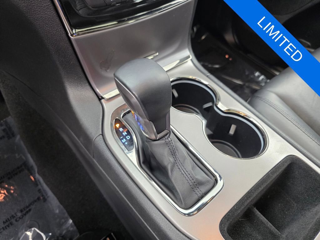 Used 2021 Jeep Grand Cherokee Limited X RWD image 24