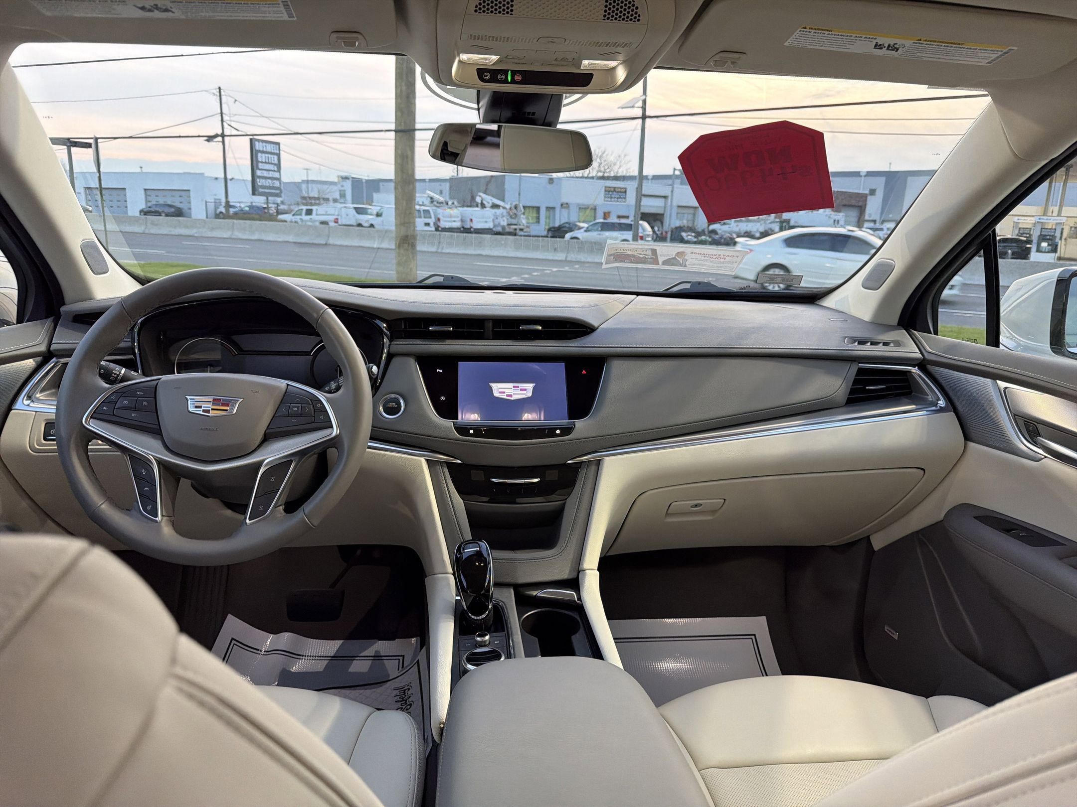 Certified 2024 Cadillac XT5 Premium Luxury w/ LPO, Floor Liner Package image 28