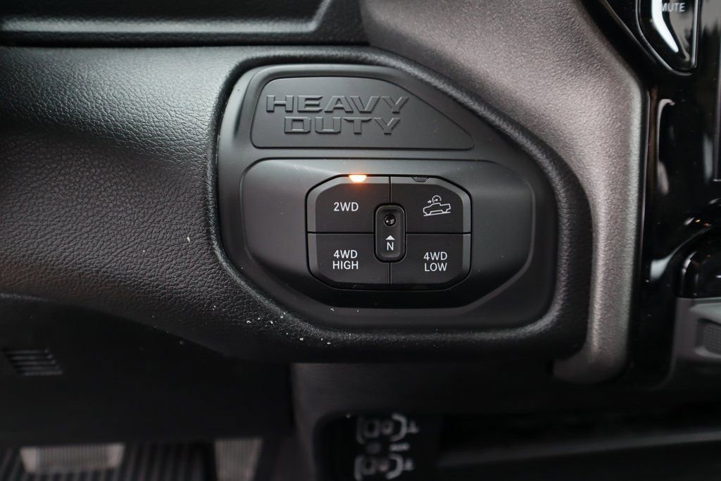 New 2026 RAM 2500 Warlock AWD/4WD image 8