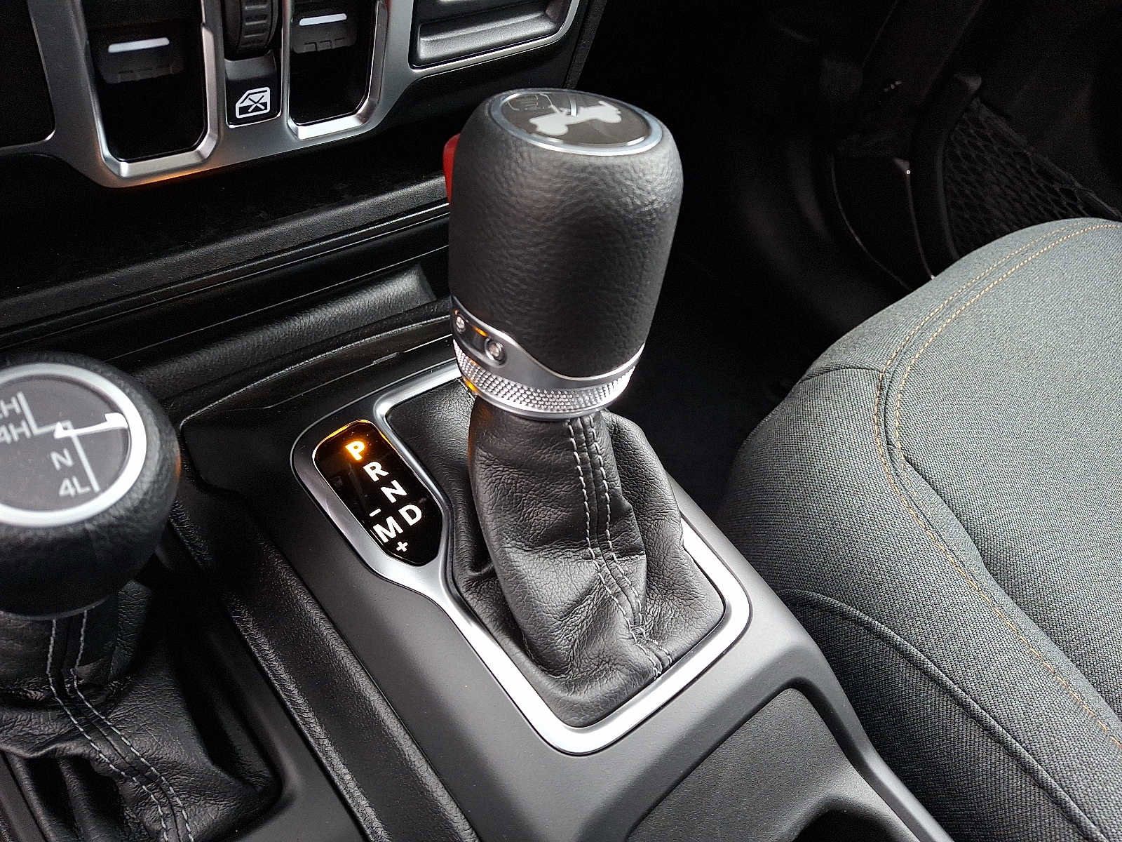 New 2026 Jeep Wrangler Unlimited Sport image 10