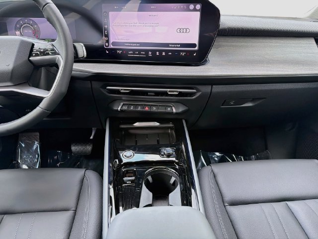 New 2026 Audi Q3 quattro 2.0T AWD/4WD image 18