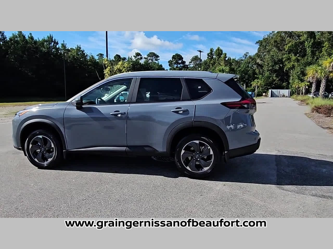 New 2026 Nissan Rogue SV image 23