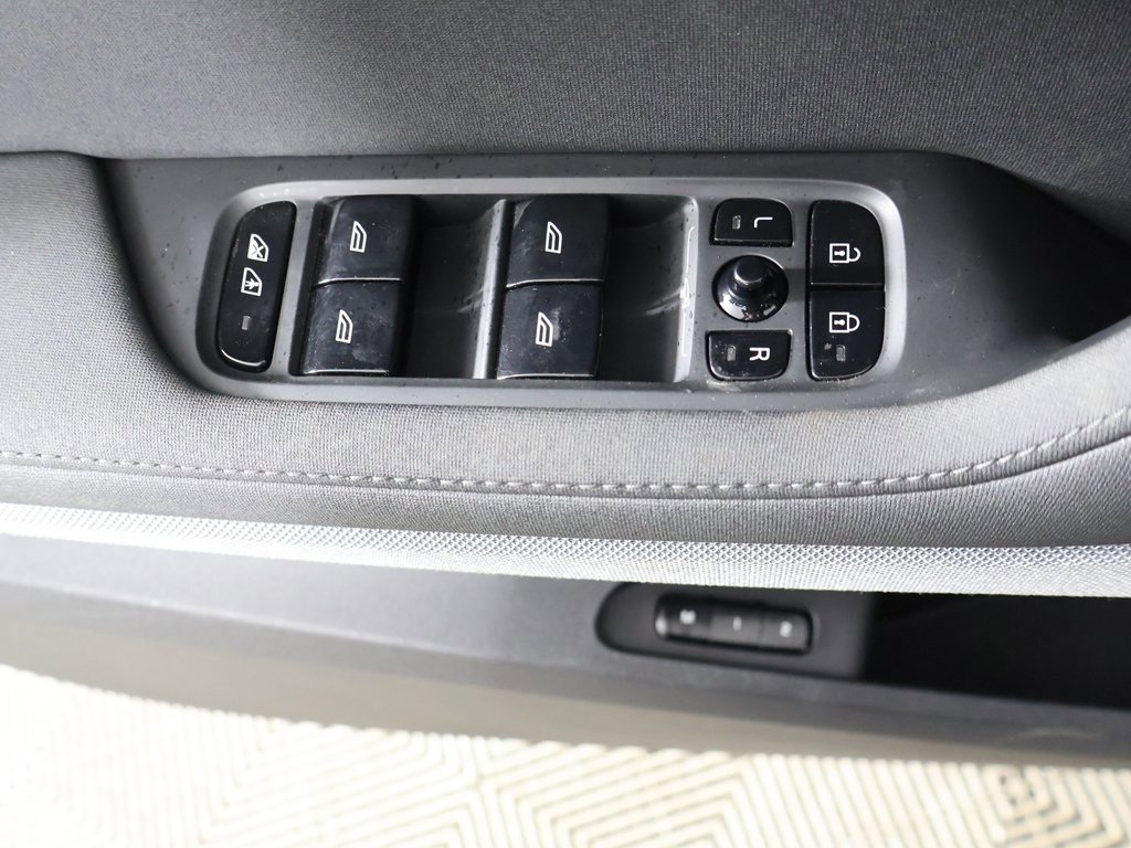 Used 2024 Polestar Polestar 2 image 36