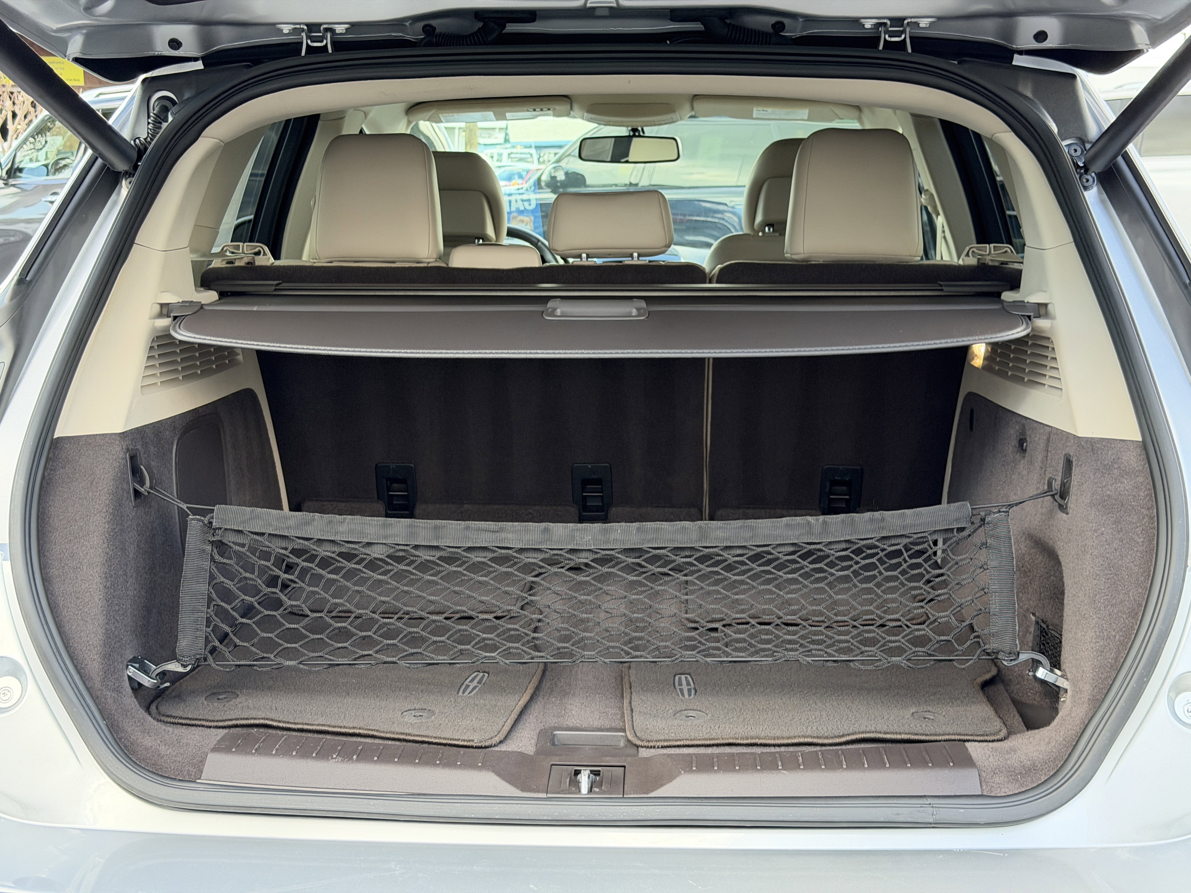 Used 2019 Lincoln MKC Select w/ Select Plus Package image 10