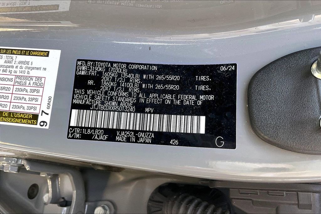 Used 2024 Lexus GX 550 w/ Accessory Package (Z1) image 41