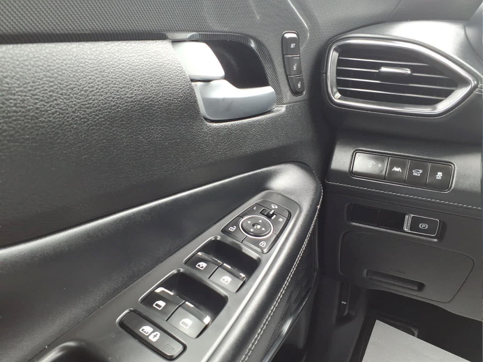 Used 2023 Hyundai Santa Fe Limited AWD/4WD image 23