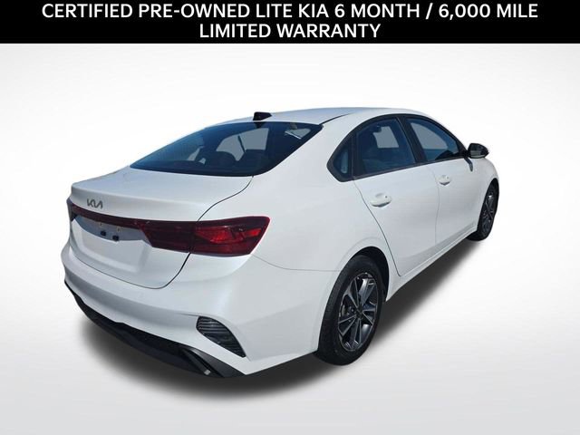 Used 2022 Kia Forte LXS image 3